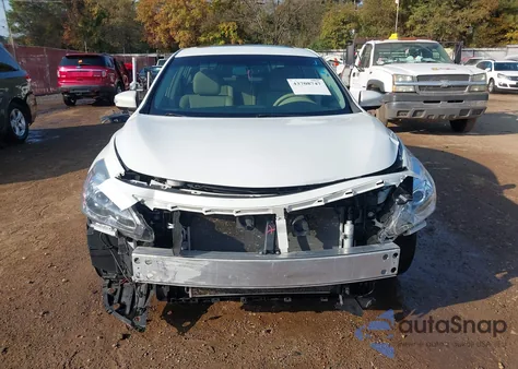 2013 Nissan Altima 3.5 Sl z USA, uszkodzony, nr VIN 1N4BL3AP2DN525640